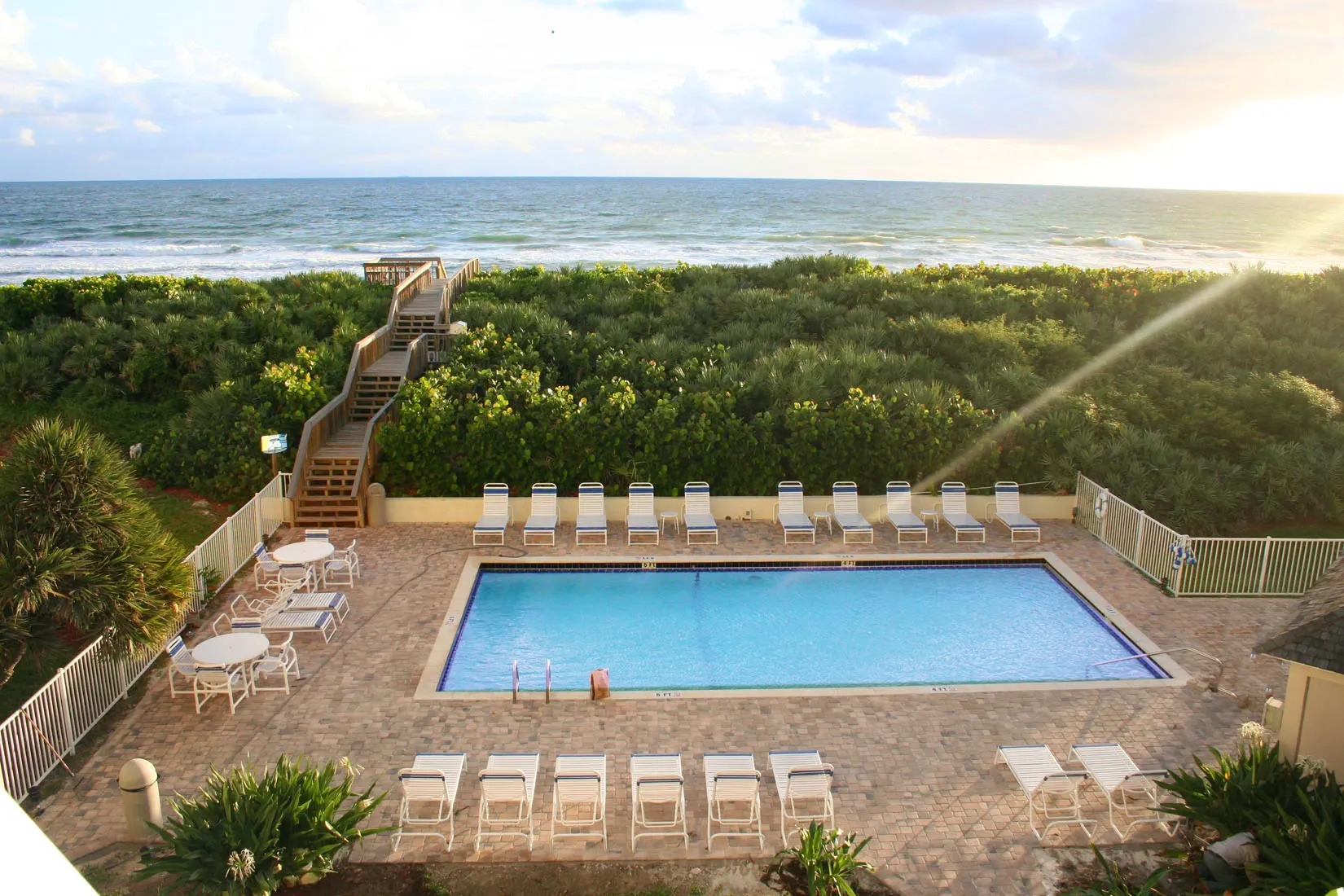 Spoonbill Patio View Pool (2)